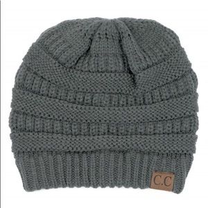 C.C Exclusives beanie gray